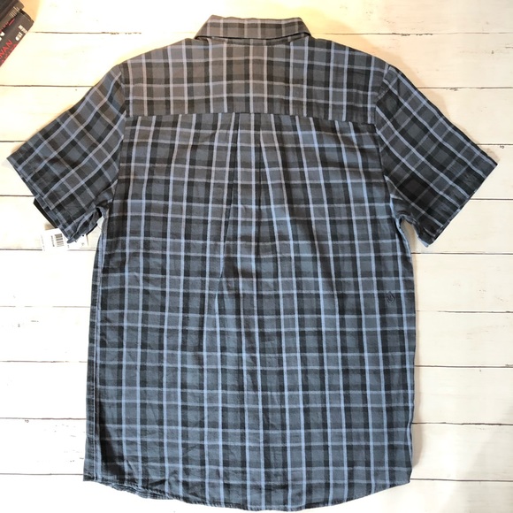 NWT. Volcom Men's Keiran Plaid Pocket Shir Blue Size Small - Picture 2 of 5